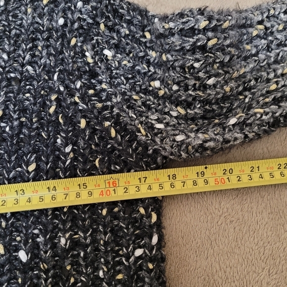 Gentle Fawn GFX COLLECTION Chunky Knit Cropped Sweater Size XS - Picture 7 of 10